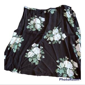 Gap Black Floral Skirt/new with tags / y2k